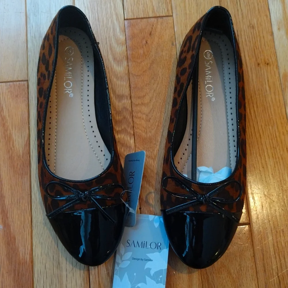 - -Vegan animal print patent cap toe with bow rubber sole ballet flats
